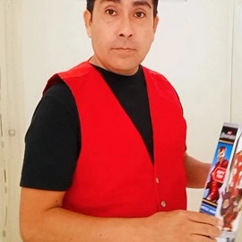 Gift Toy by Marcos Cruz (Action Figure)