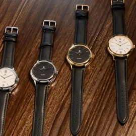 IARVEL WATCH (Gold Watchcase White Dial) by Iarvel Magic and Bluether Magic