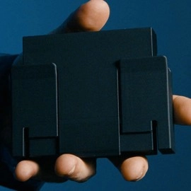 Leviosa Holder by João Miranda Magic