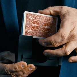 Leviosa Holder by João Miranda Magic