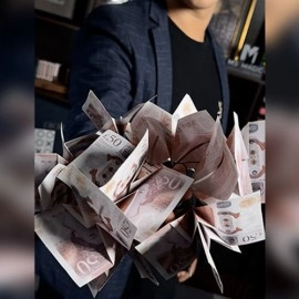 Moneyball by Bond Lee (EUR)