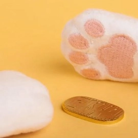 Cat Burglar (Orange) by Davio Wu