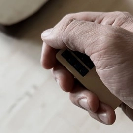 Atom 2 Smart Remote by Electricks