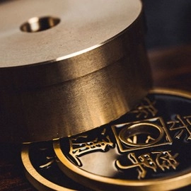 Milo Box by Milo and Bacon Magic