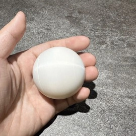 Hyper Silk Ball by Peng Min & Storm Creative (White)