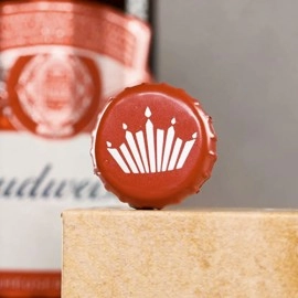 The Clink (Cap in Bottle) by Iarvel Magic and Wonder House (Budweiser)