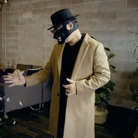 Vanishing Cane (Stage) by Bojan Barisic and Stage Elegance