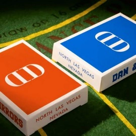 Mazzo di carte Smoke & Mirrors 1984 (Red) by Dan & Dave and Hanson Chien