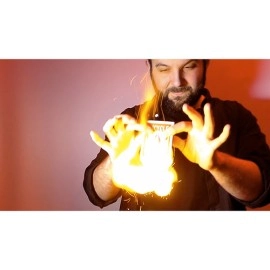 No Pain No Gain by Adrian Vega & Gonzalo Albiñana