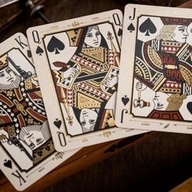 Mazzo di carte The Parlour Royale Ivory Edition (Red Edge Printing) Playing Cards