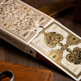 Mazzo di carte The Parlour Royale Ivory Edition (Red Edge Printing) Playing Cards