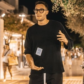 Levitas by Jack Nobile and Piero Puddu